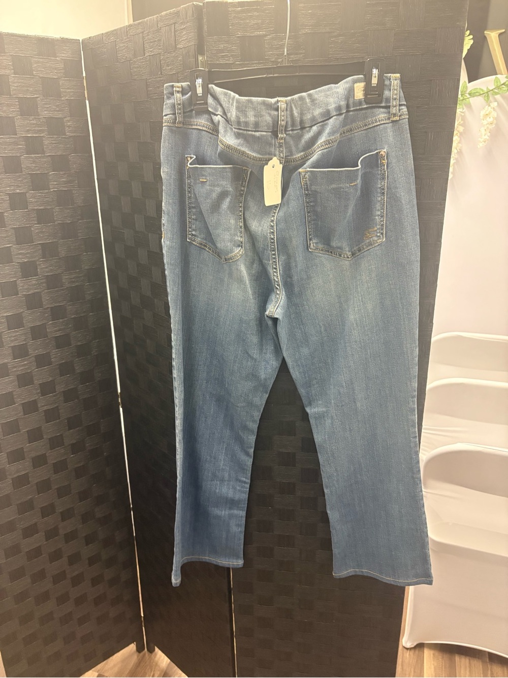 Seven7 Medium Blue High-Rise Straight Leg Jeans - Picture 4 of 4